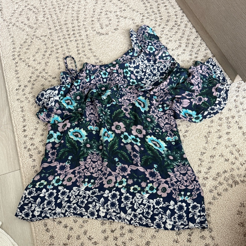 NWT Parker one sleeve ruffle top- lilac garden XS